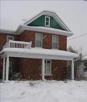 Click image for larger version

Name:	House%20In%20Orillia[1].jpg
Views:	713
Size:	15.3 KB
ID:	5979
