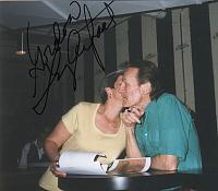 Click image for larger version

Name:	The Kiss - signed-Aug.11-01-Peterborough.jpg
Views:	603
Size:	94.3 KB
ID:	1834
